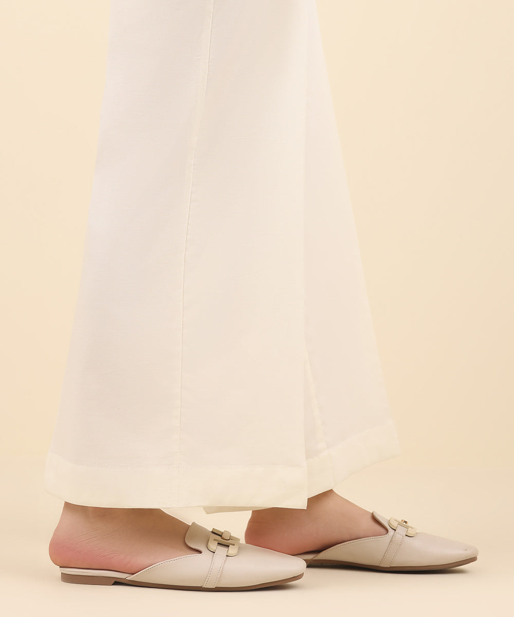 Women's Pret Cotton Viscose Off White Solid Culottes