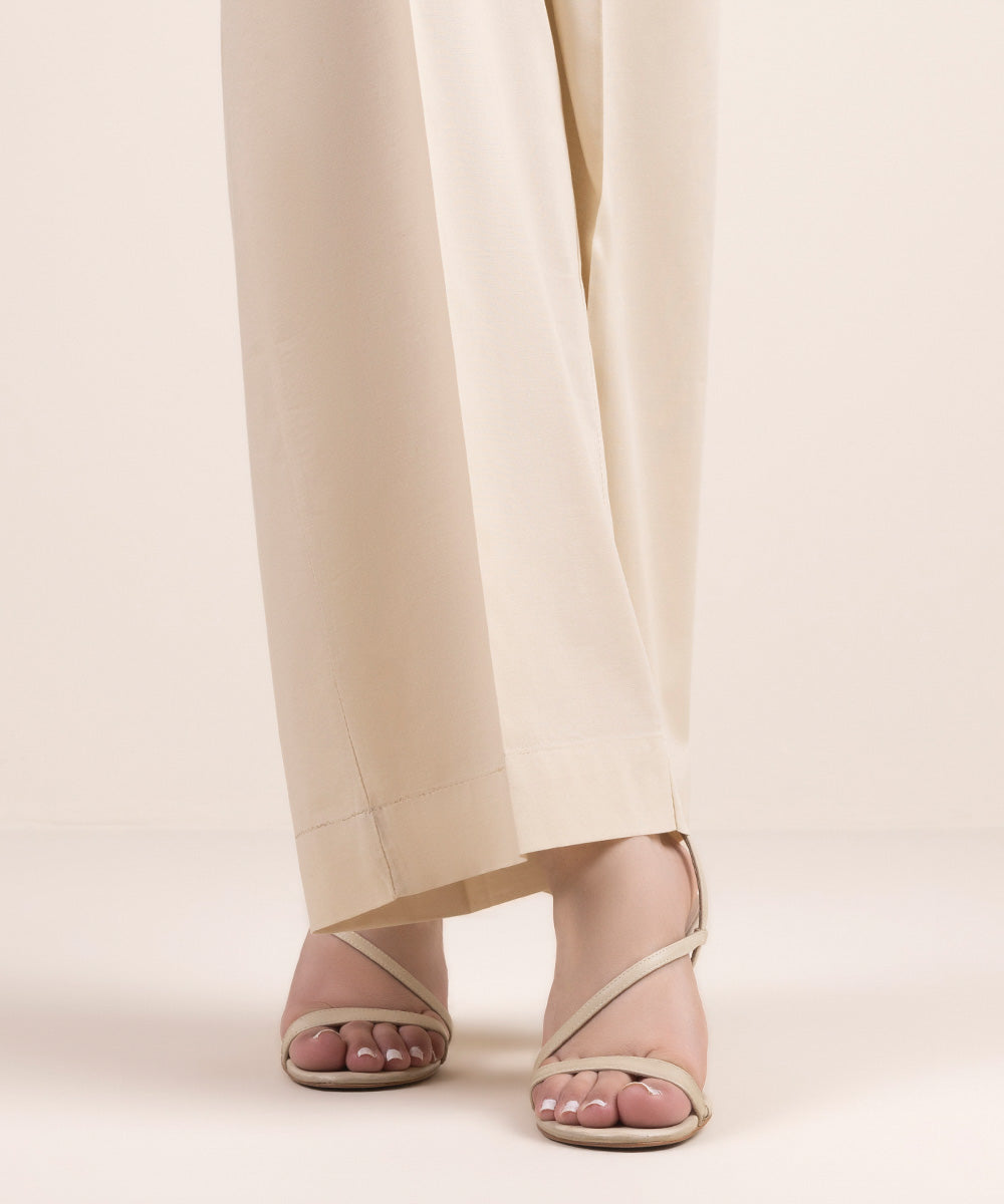 Women's Pret Cambric Beige Solid Culottes