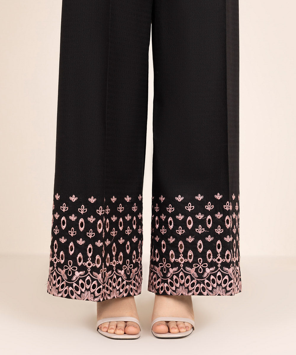Women's RTW Textured Cotton Black Embroidered Culottes