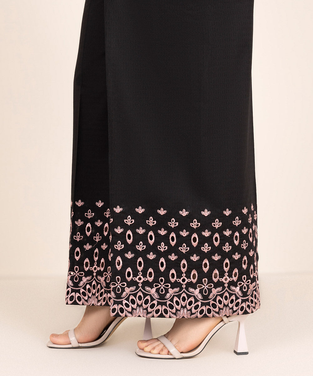 Women's RTW Textured Cotton Black Embroidered Culottes
