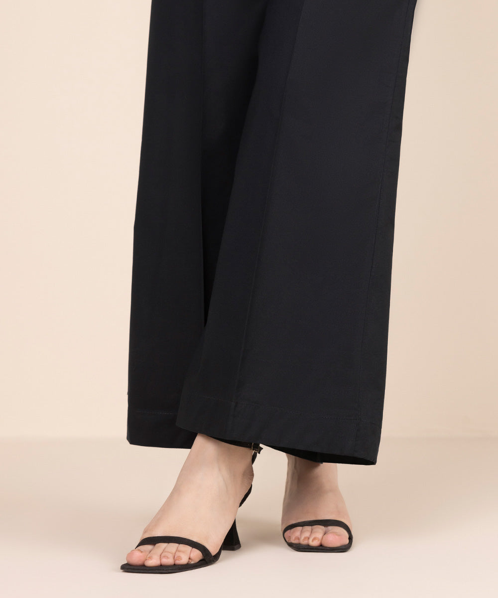 Women's RTW Cambric Black Solid Flared Pants