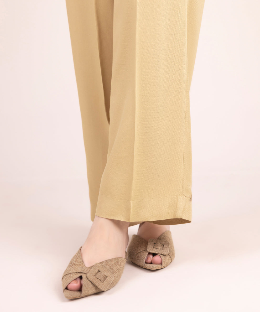 Women's RTW Bedford Solid Beige Straight Pants