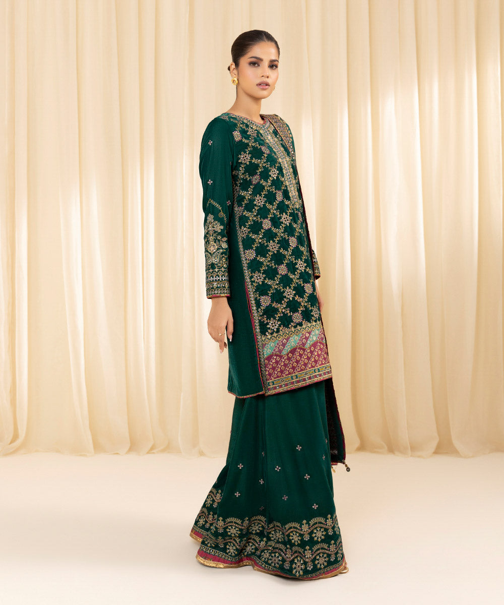 Women's Unstitched Embroidered Velvet Green 3 Piece Suit