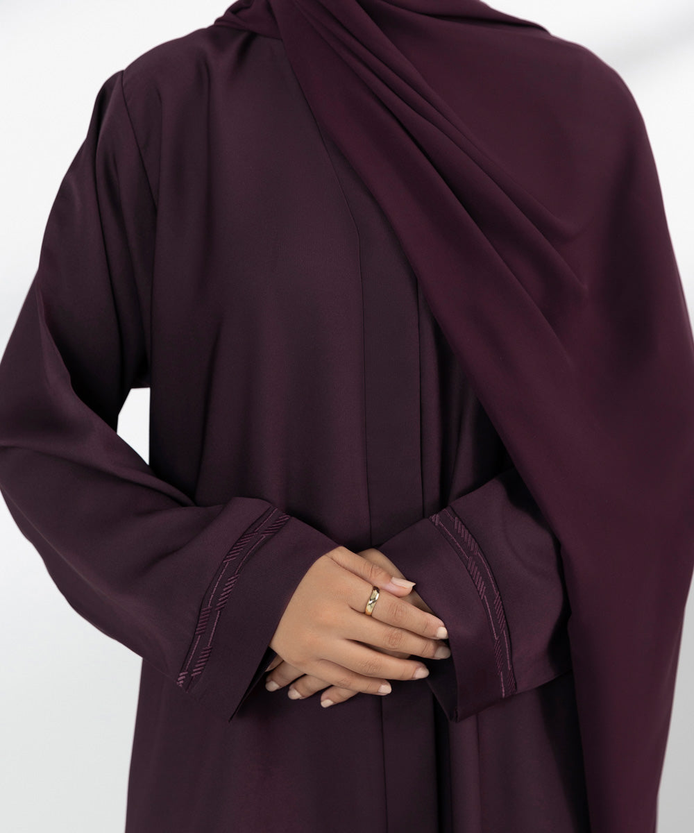 Women's Maroon Basic Embroidered Abbaya