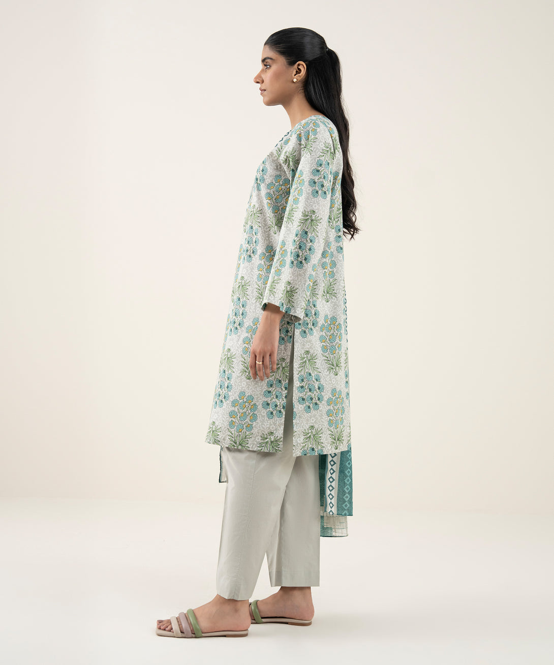 Women's Unstitched Lawn Printed Green 3 Piece Suit