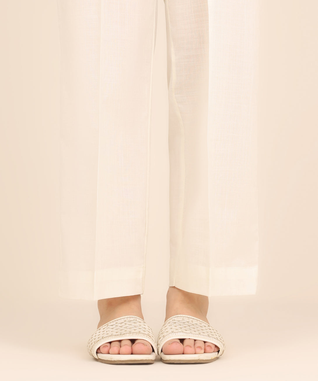 Women's RTW Cross Hatch White Solid Straight Pants