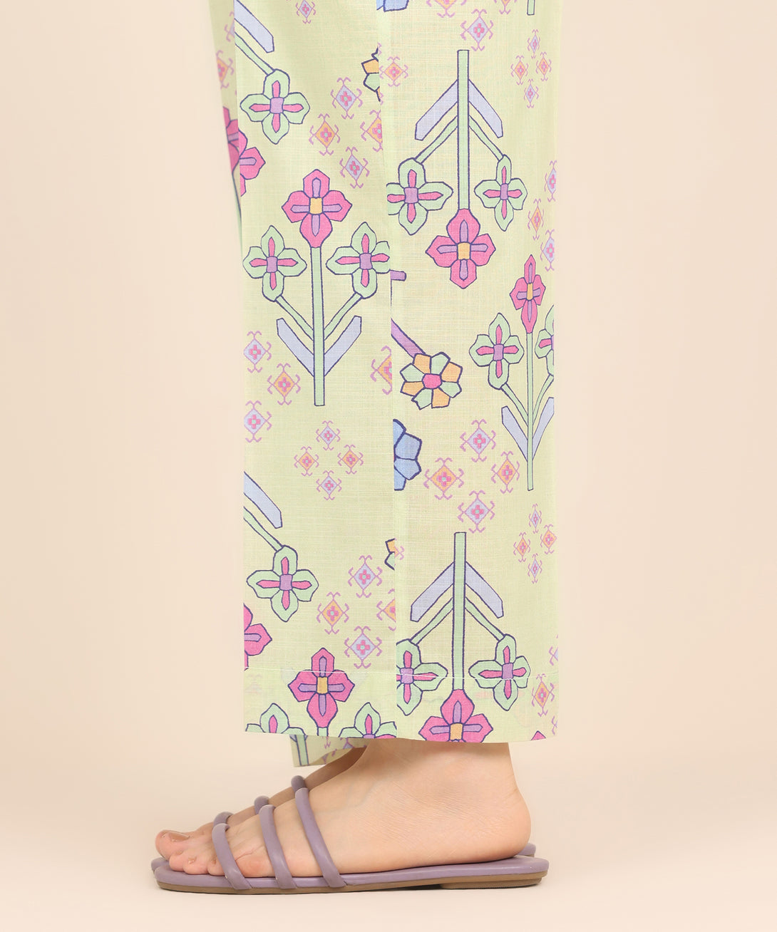 Women's RTW Cross Hatch Multi Printed Straight Pants