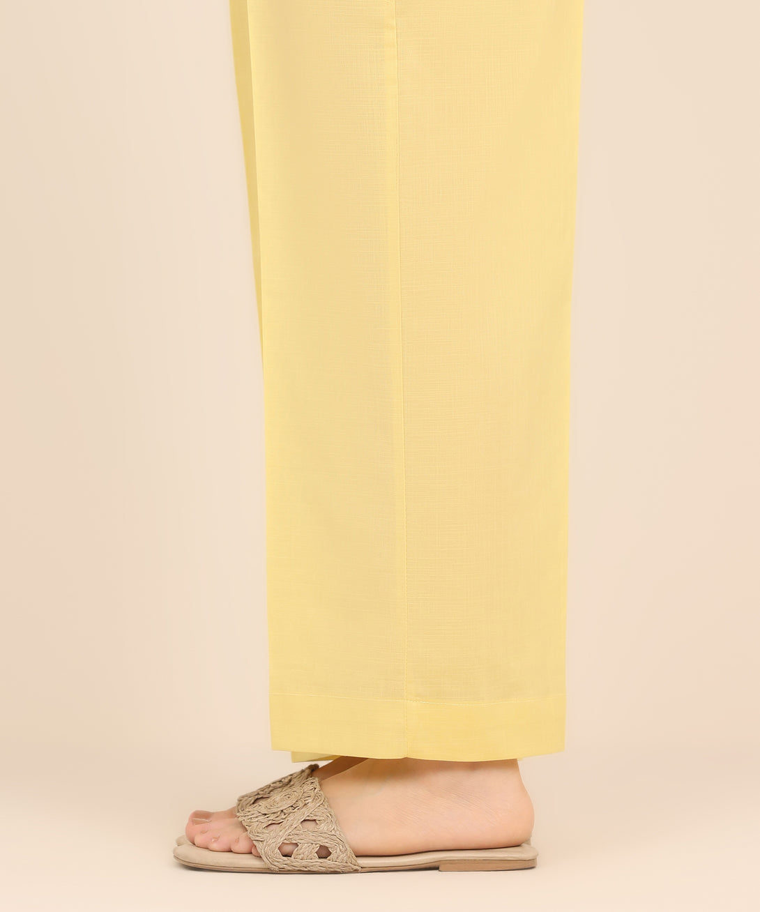 Women's RTW Cross Hatch Yellow Solid Straight Pants