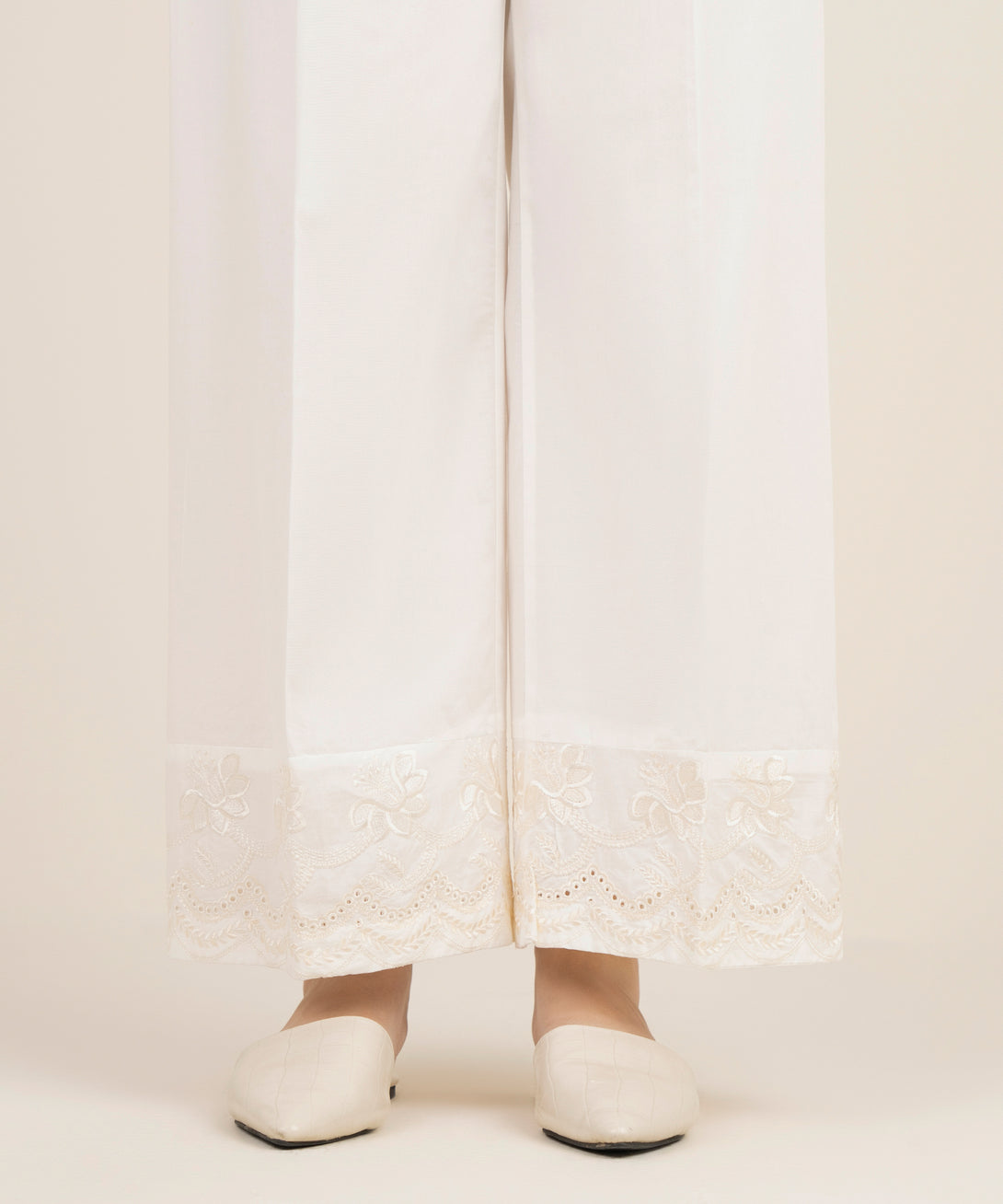 Women's RTW Cotton Embroidered White Culottes