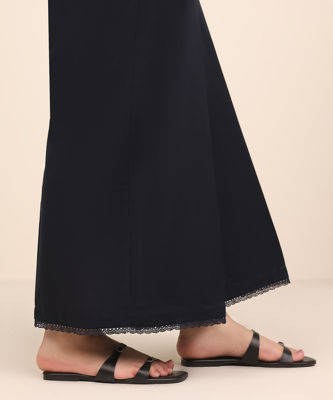 Women's RTW Cambric Black Solid Flared Pants