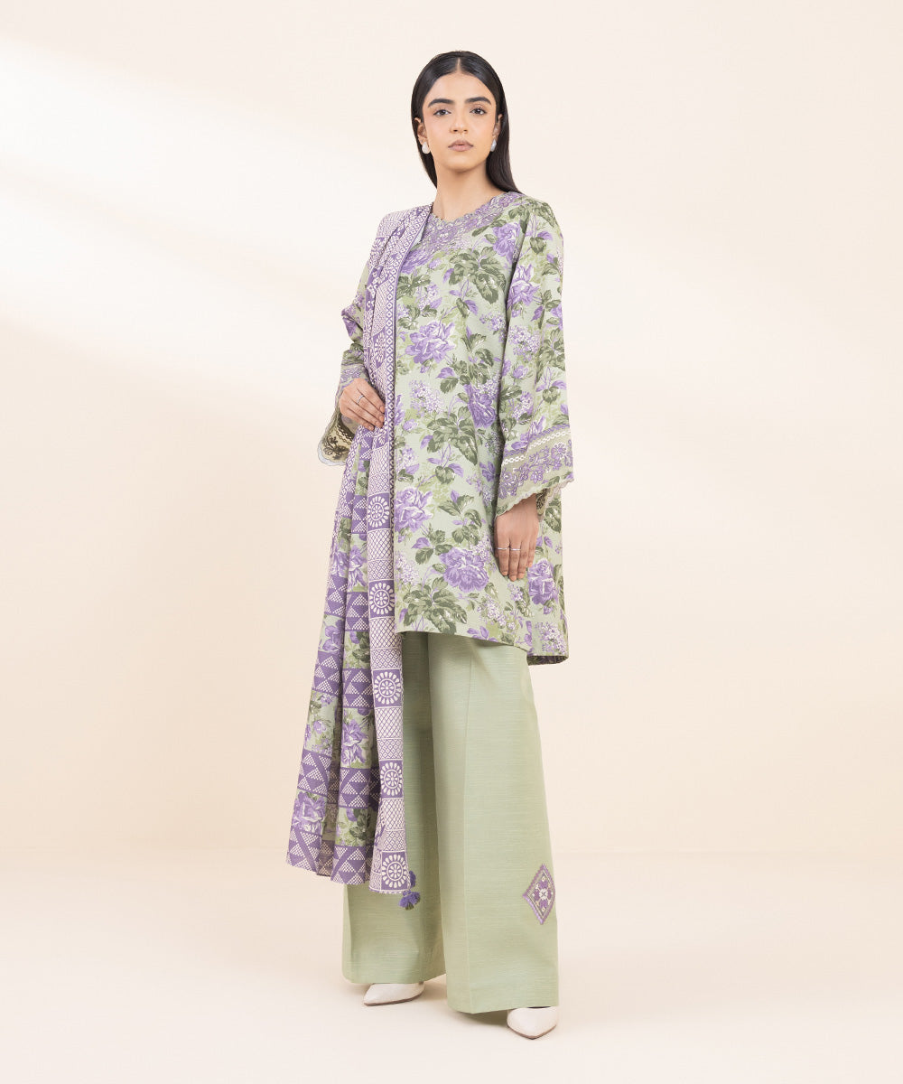 Women's Unstitched Khaddar Embroidered Purple 3 Piece Suit