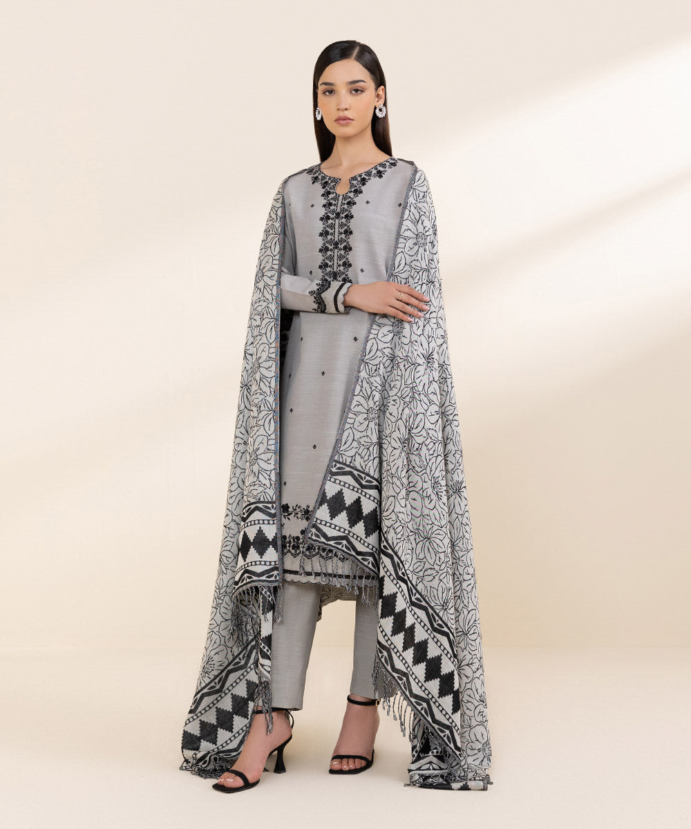 3 Piece - Embroidered Light Khaddar Suit