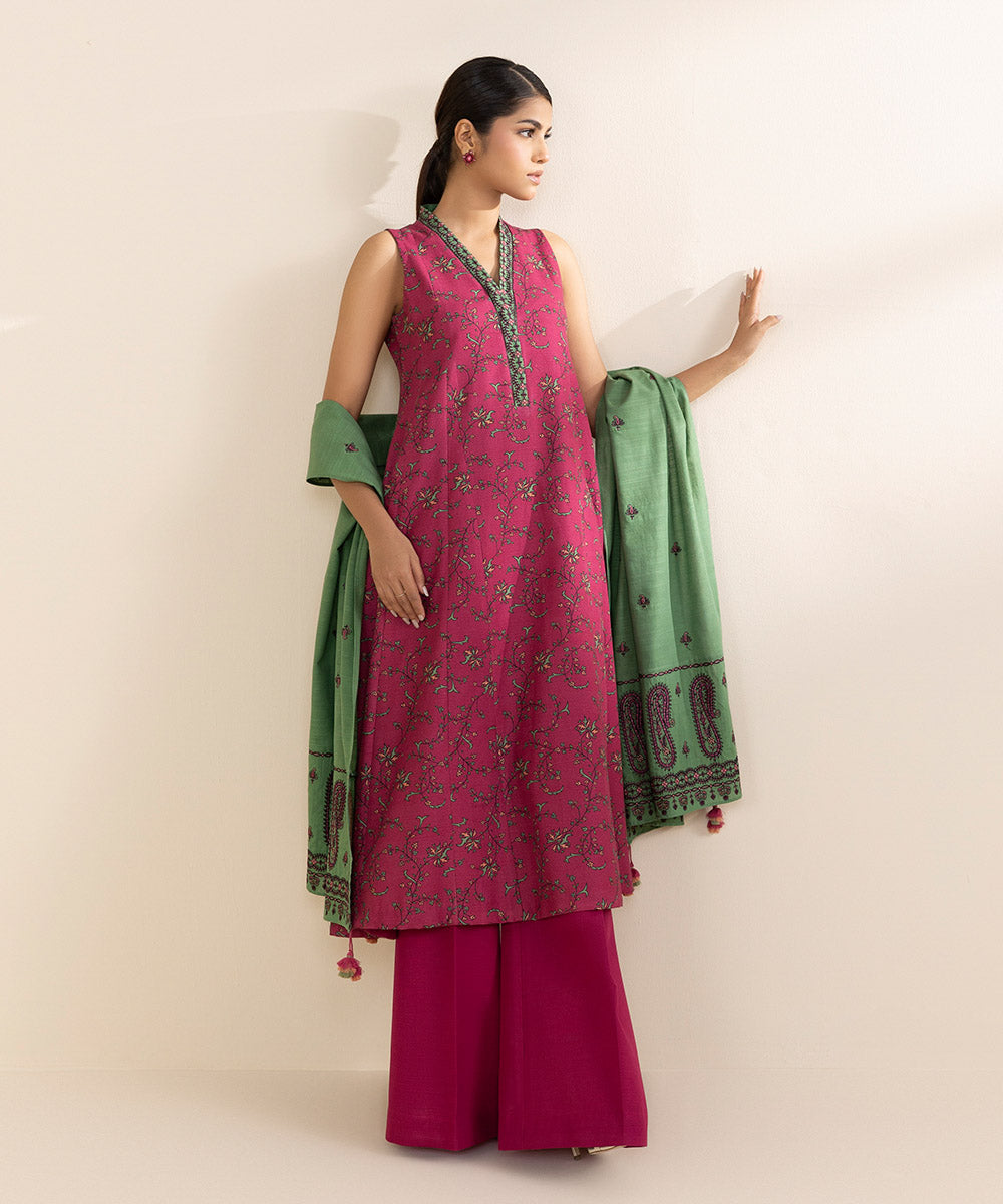 3 Piece - Embroidered Light Khaddar Suit