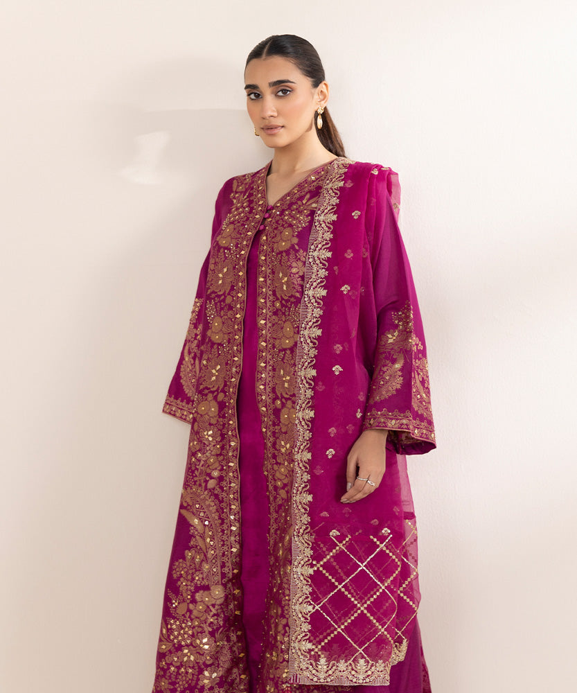 Women's Pret Solid Magenta Fancy Jacquard Three Piece Suit