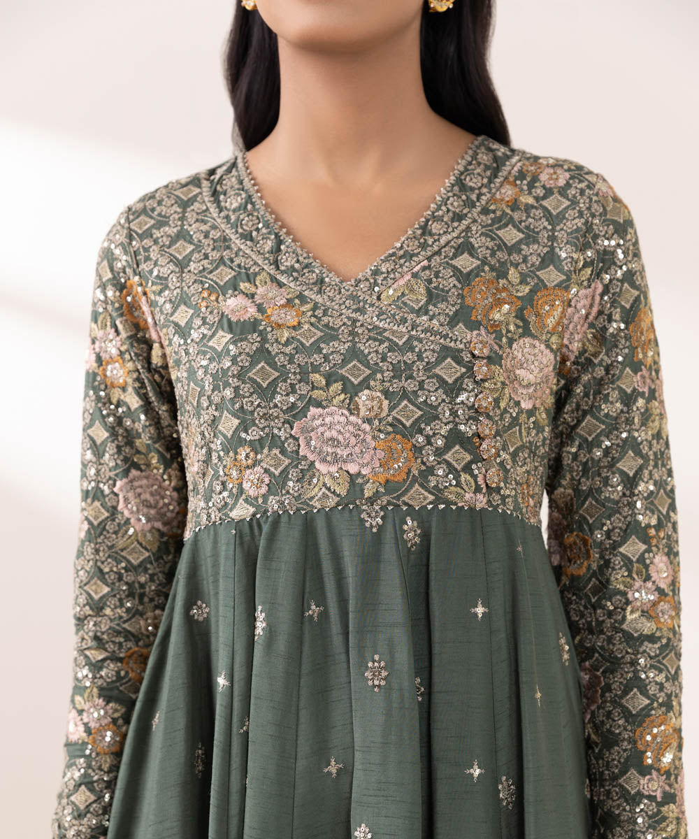 Women's Pret Raw Silk Green Embroidered Three Piece Suit