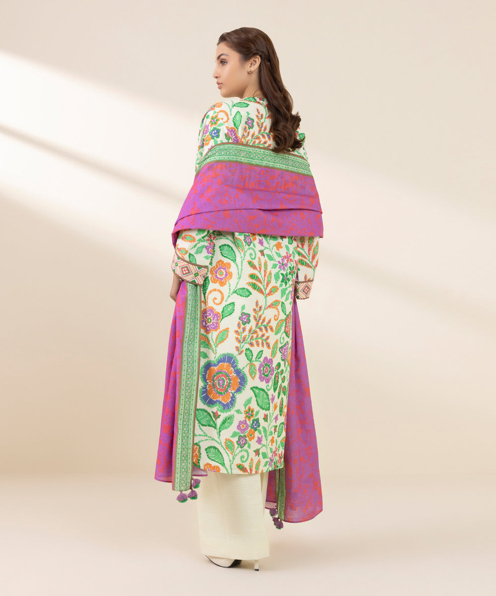 Women's Unstitched Khaddar Printed Multi 3 Piece Suit