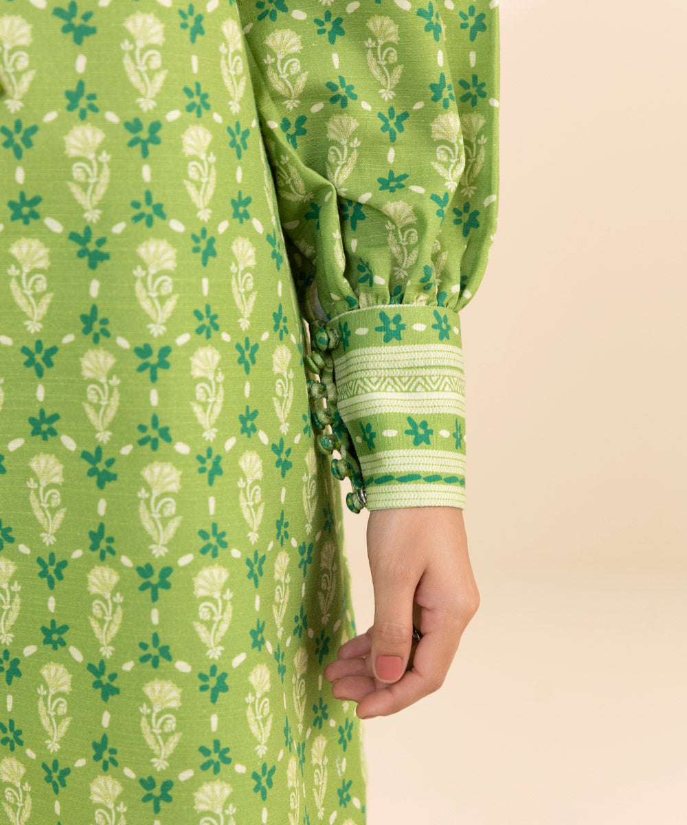 Women's Unstitched Khaddar Printed Green 3 Piece Suit