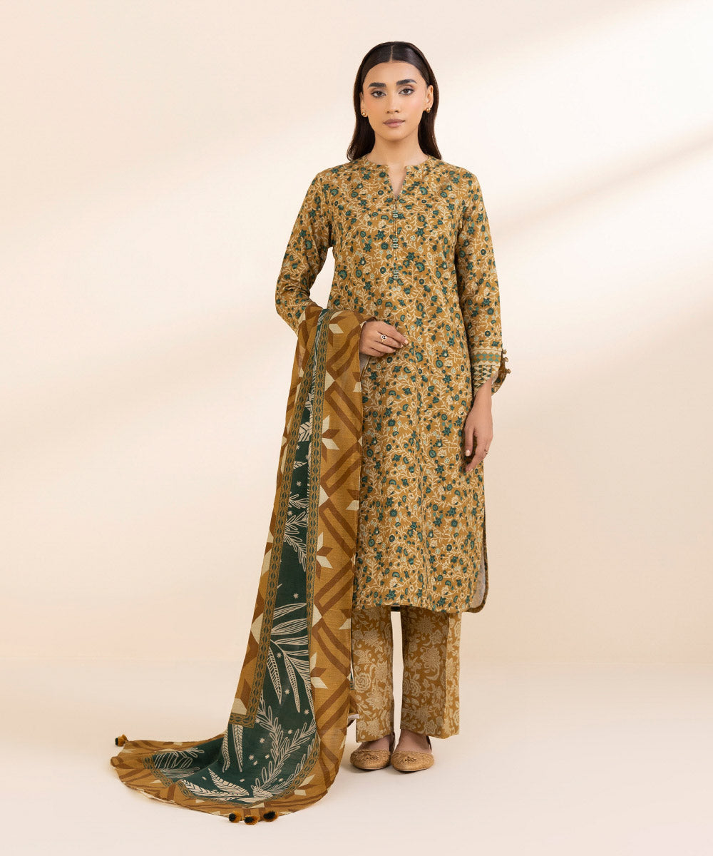 Women's Unstitched Khaddar Printed Multi 3 Piece Suit