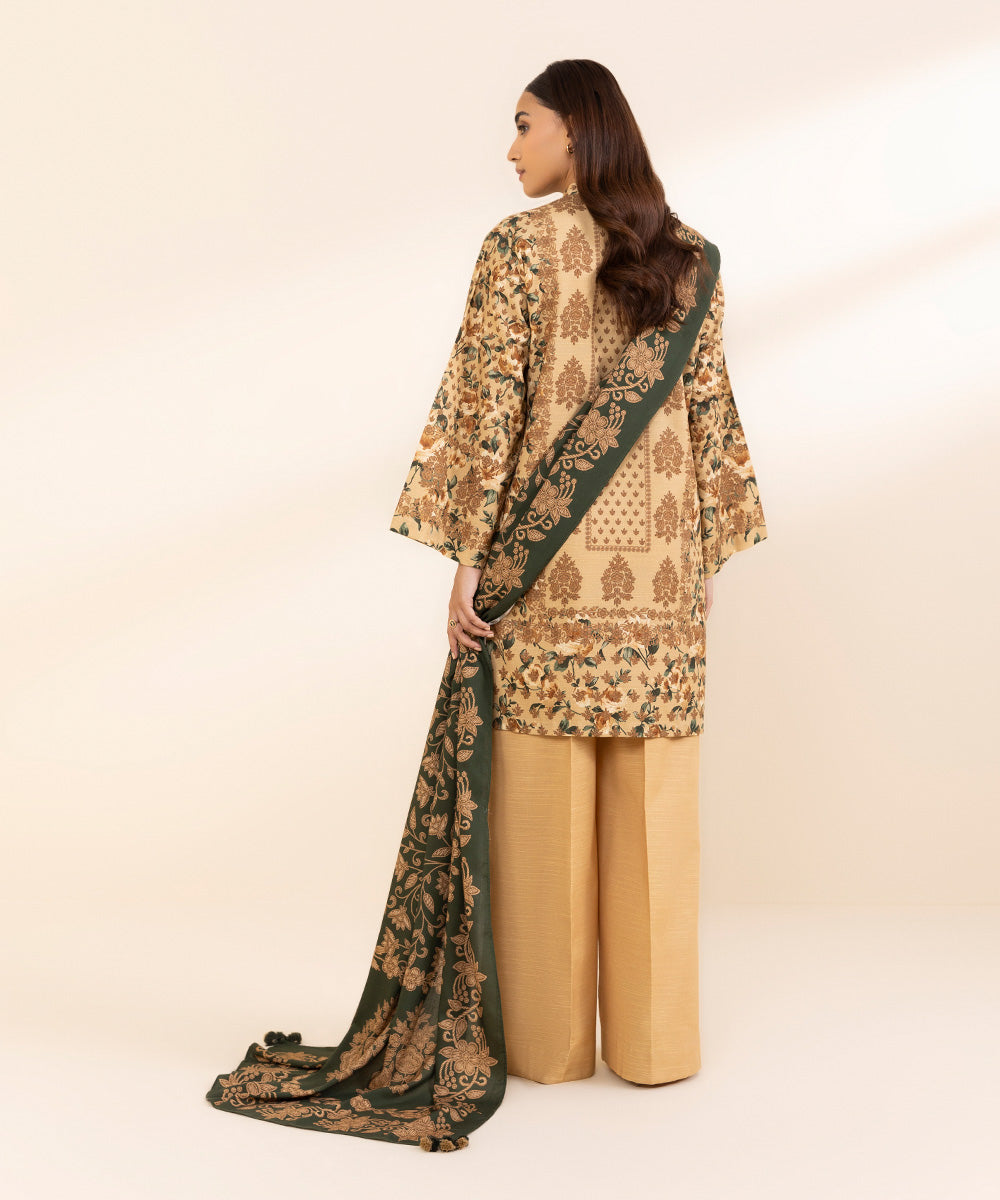 Women's Unstitched Khaddar Printed Multi 3 Piece Suit