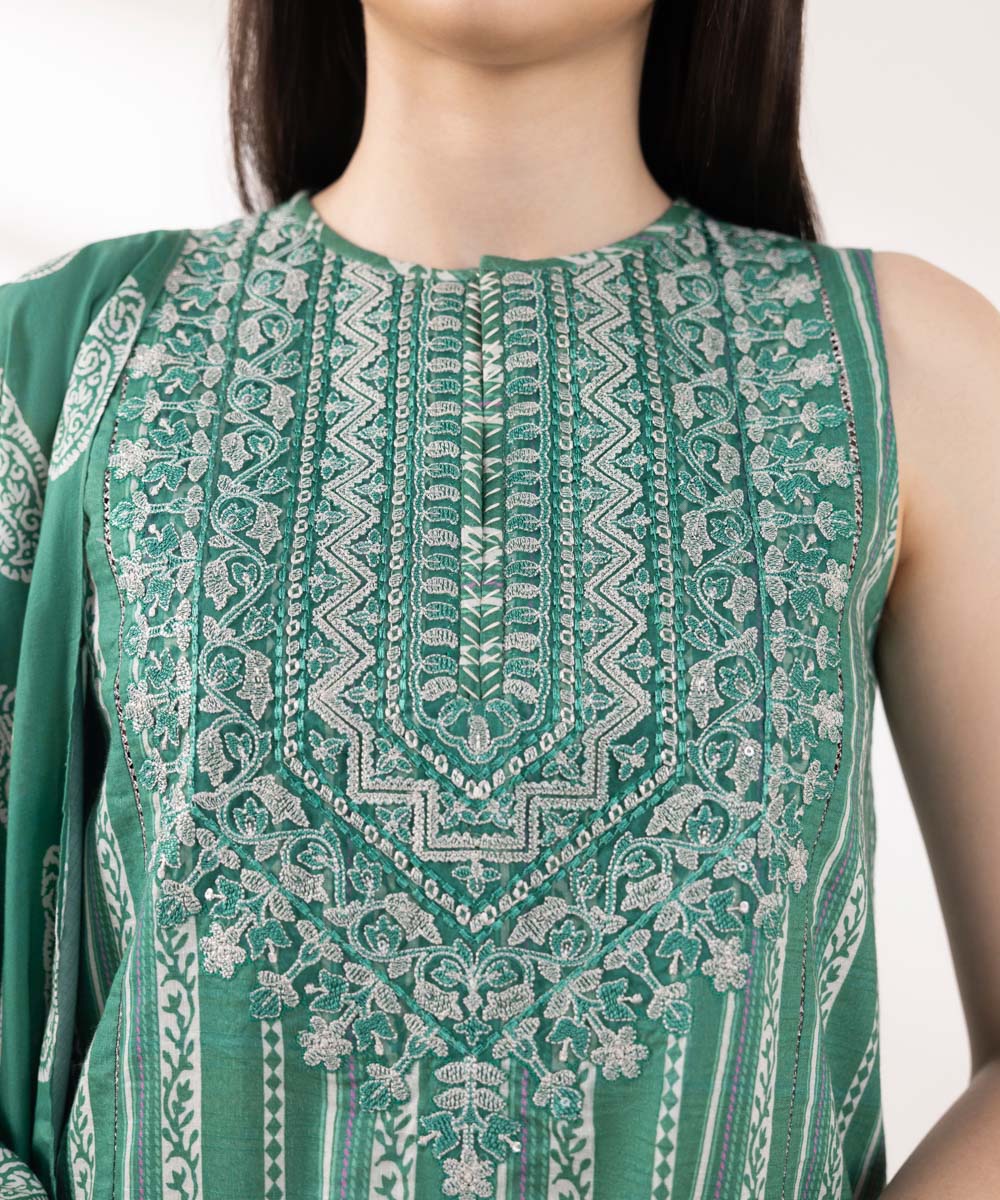 Women's Unstitched Lawn Embroidered Green 3 Piece Suit