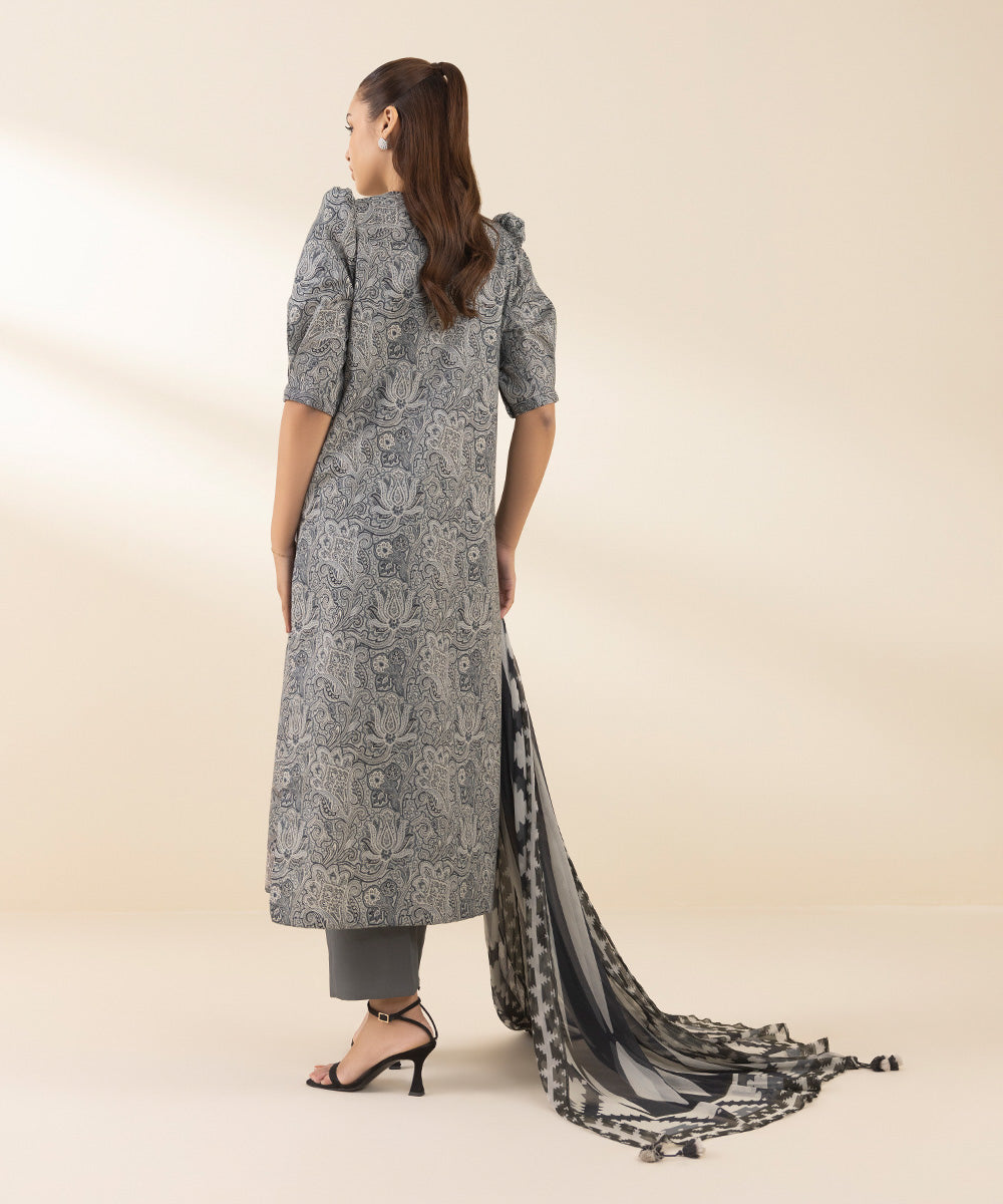 Unstitched Women's Embroidered Lawn Grey Three Piece Suit 