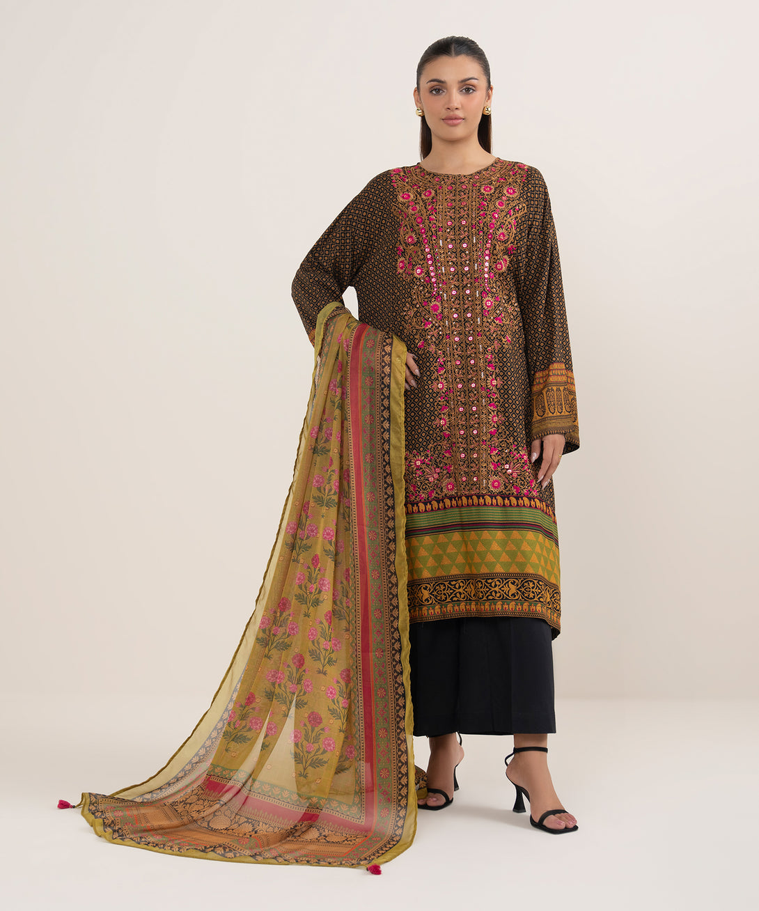 Women's RTW Arabic Lawn Black Printed Drop Shoulder Shirt