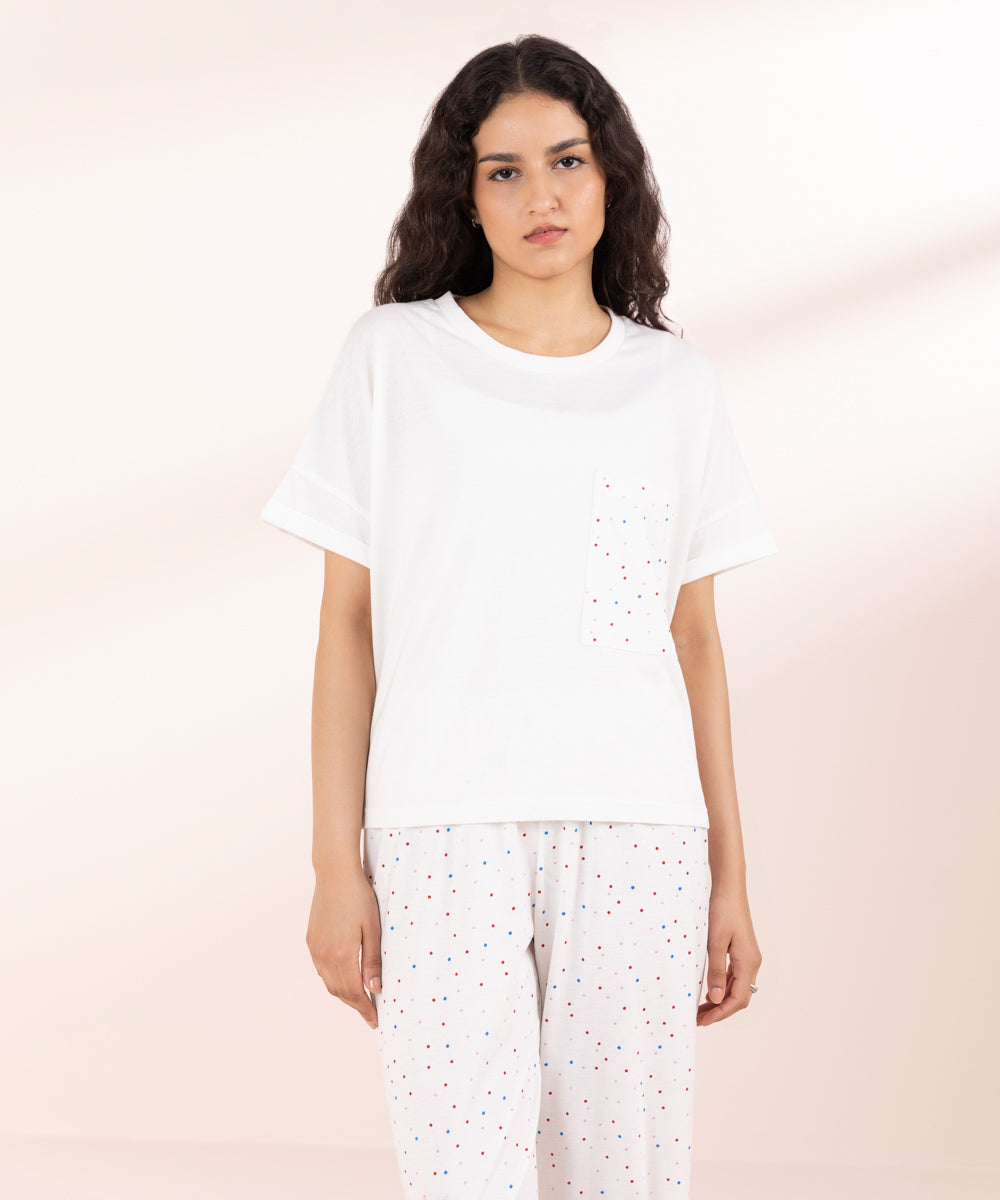 Womens White Sleepwear T-Shirt With Printed Pocket