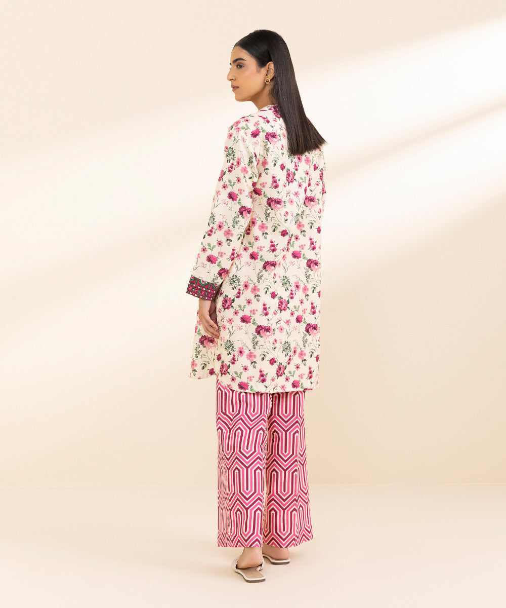 Women's Unstitched Khaddar Printed Pink 2 Piece Suit