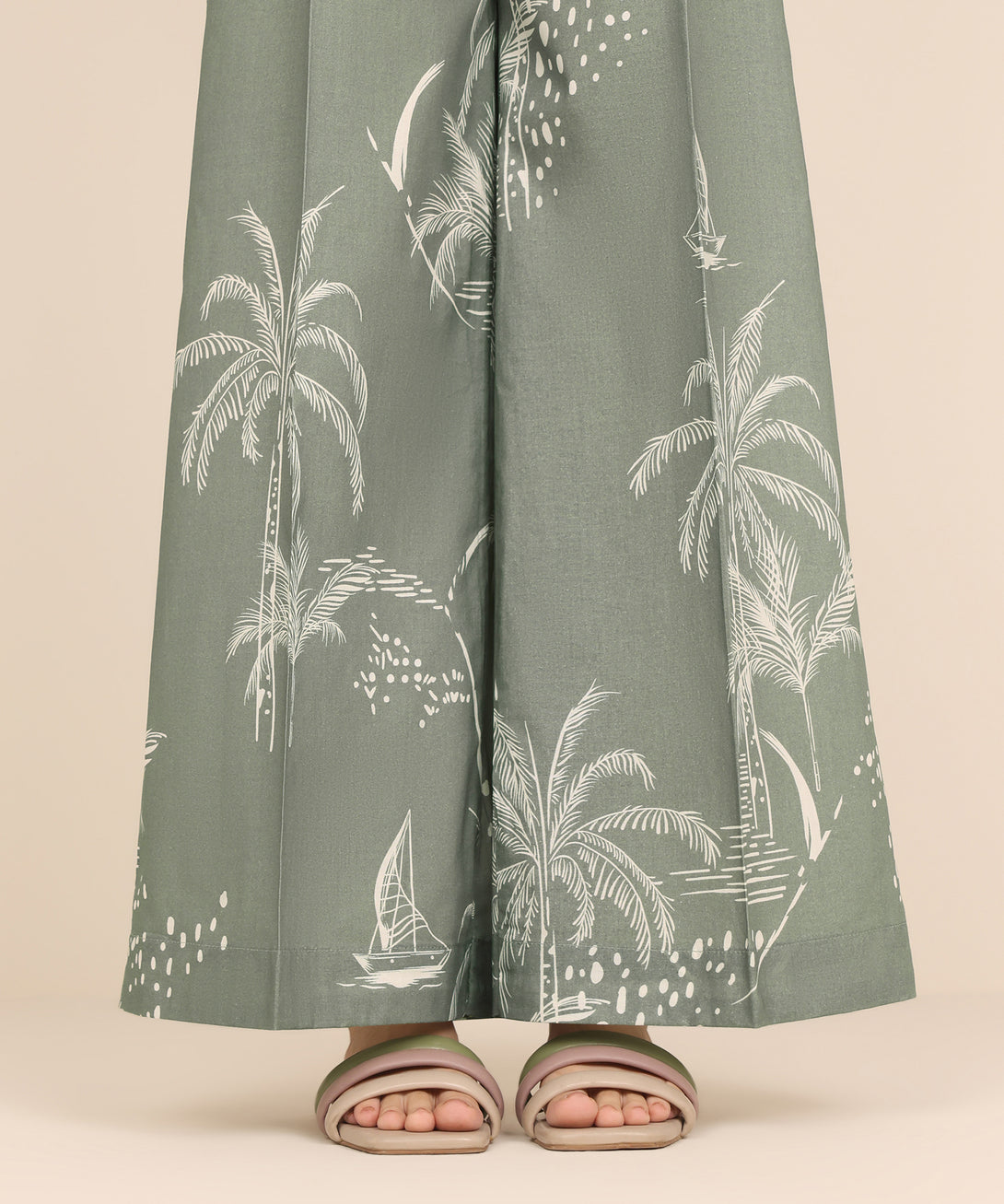 Women's RTW Cambric Grey Printed Flared Pants