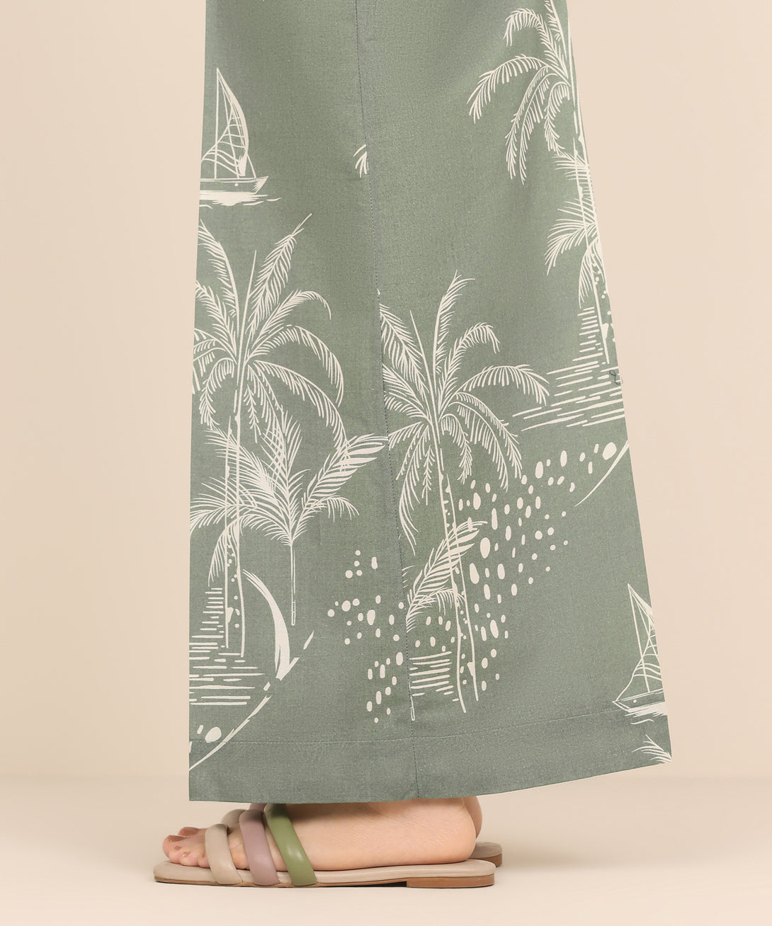 Women's RTW Cambric Grey Printed Flared Pants