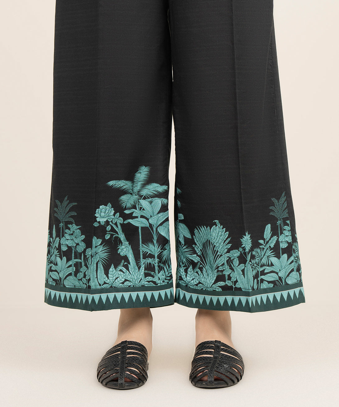 Women's RTW Cotton Viscose Printed Black Culottes