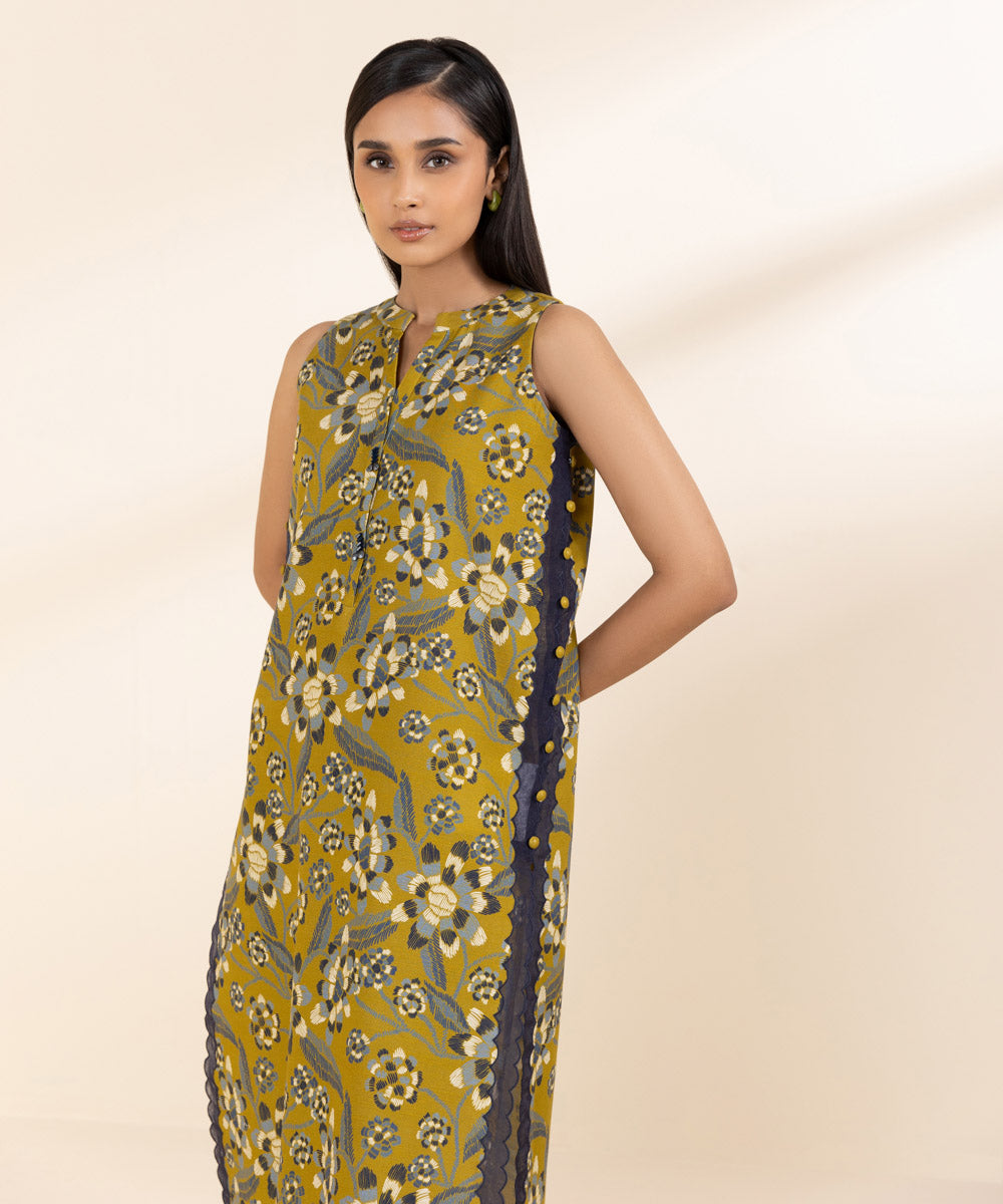 Women's Pret Khaddar Multi Printed 2 Piece Suit