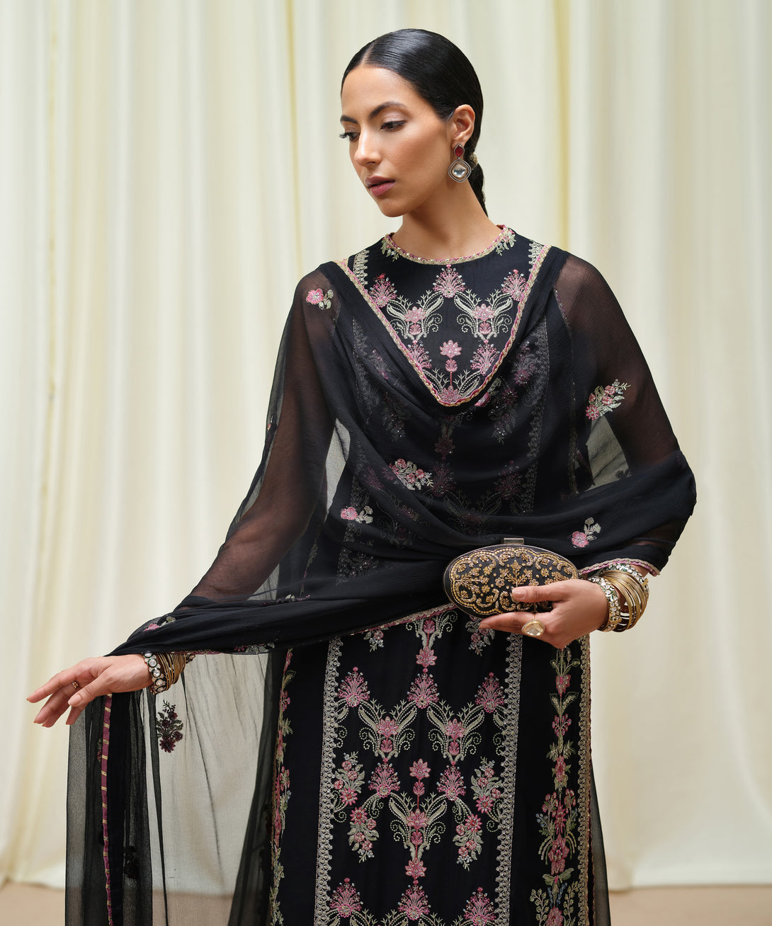 Women's Unstitched Crinkle Chiffon Dyed Three Piece Suit