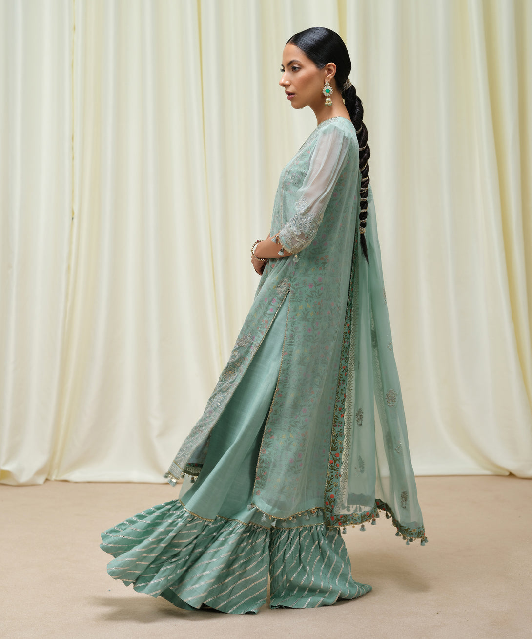 Women's Unstitched Crinkle Chiffon Dyed Three Piece Suit