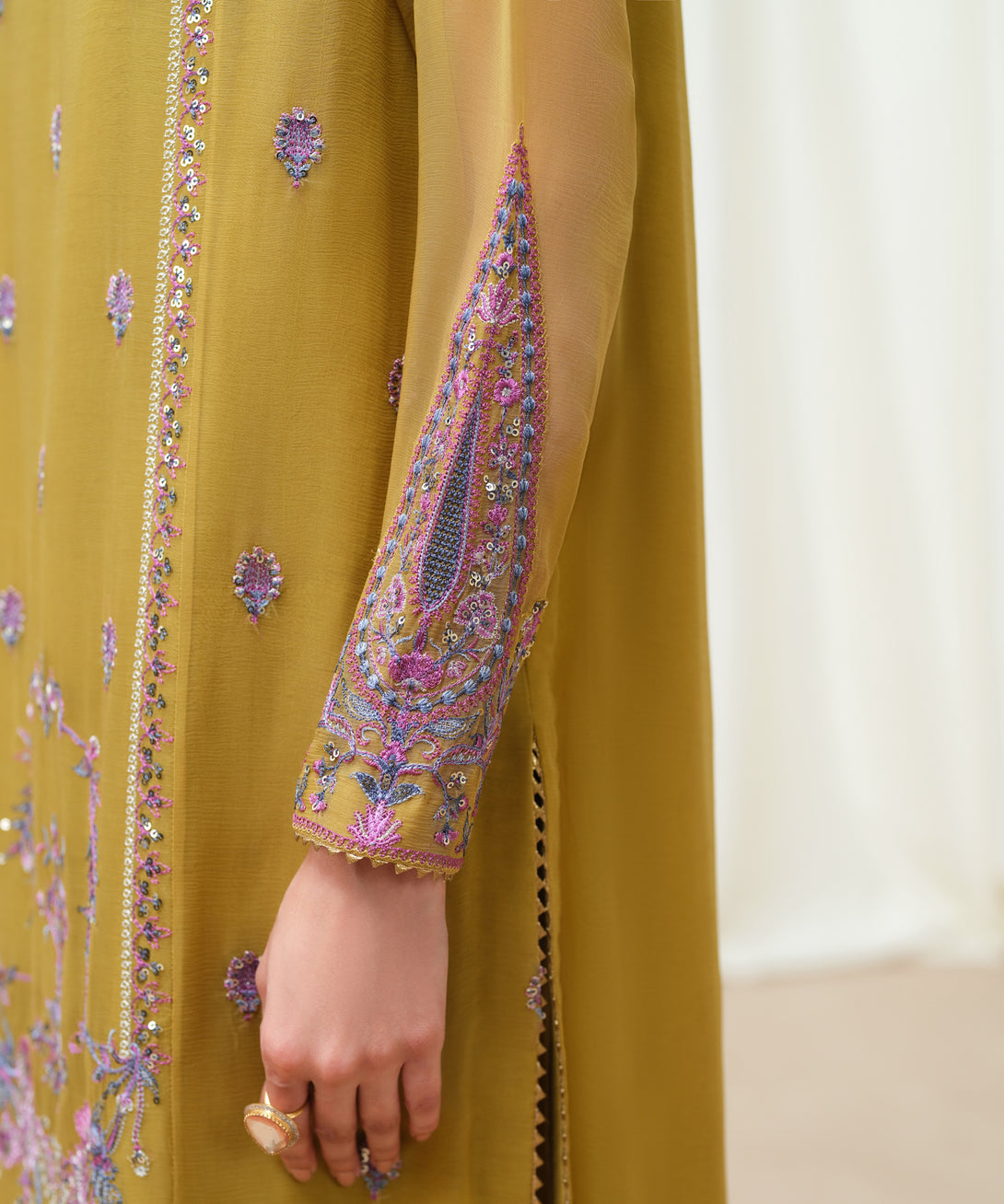Women's Unstitched Blended Chiffon Dyed Three Piece Suit