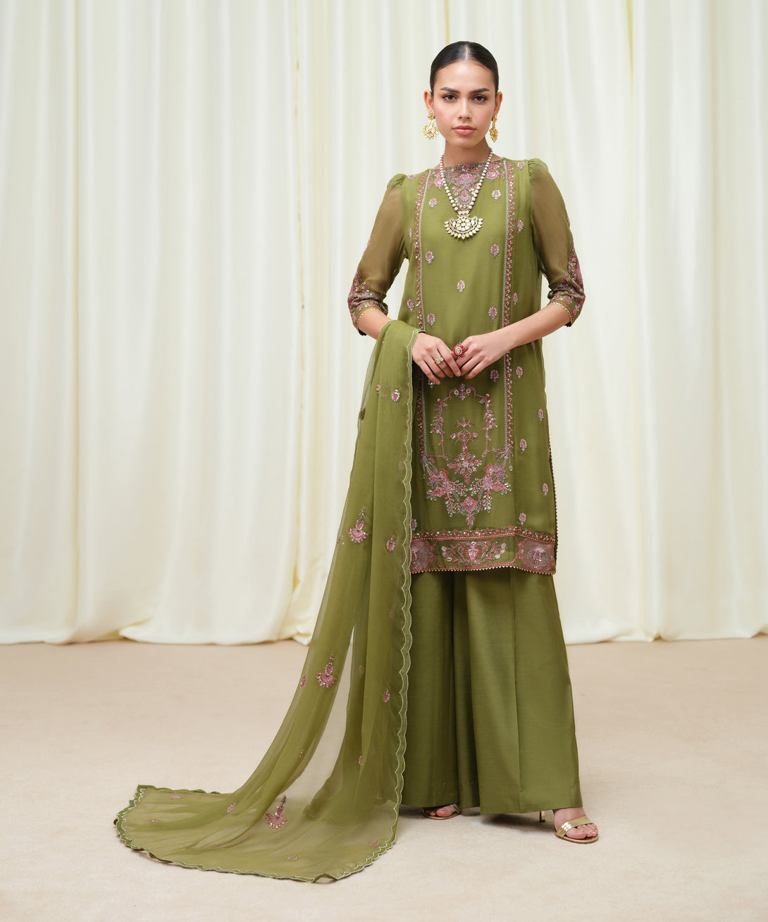 Women's Unstitched Blended Chiffon Dyed Three Piece Suit