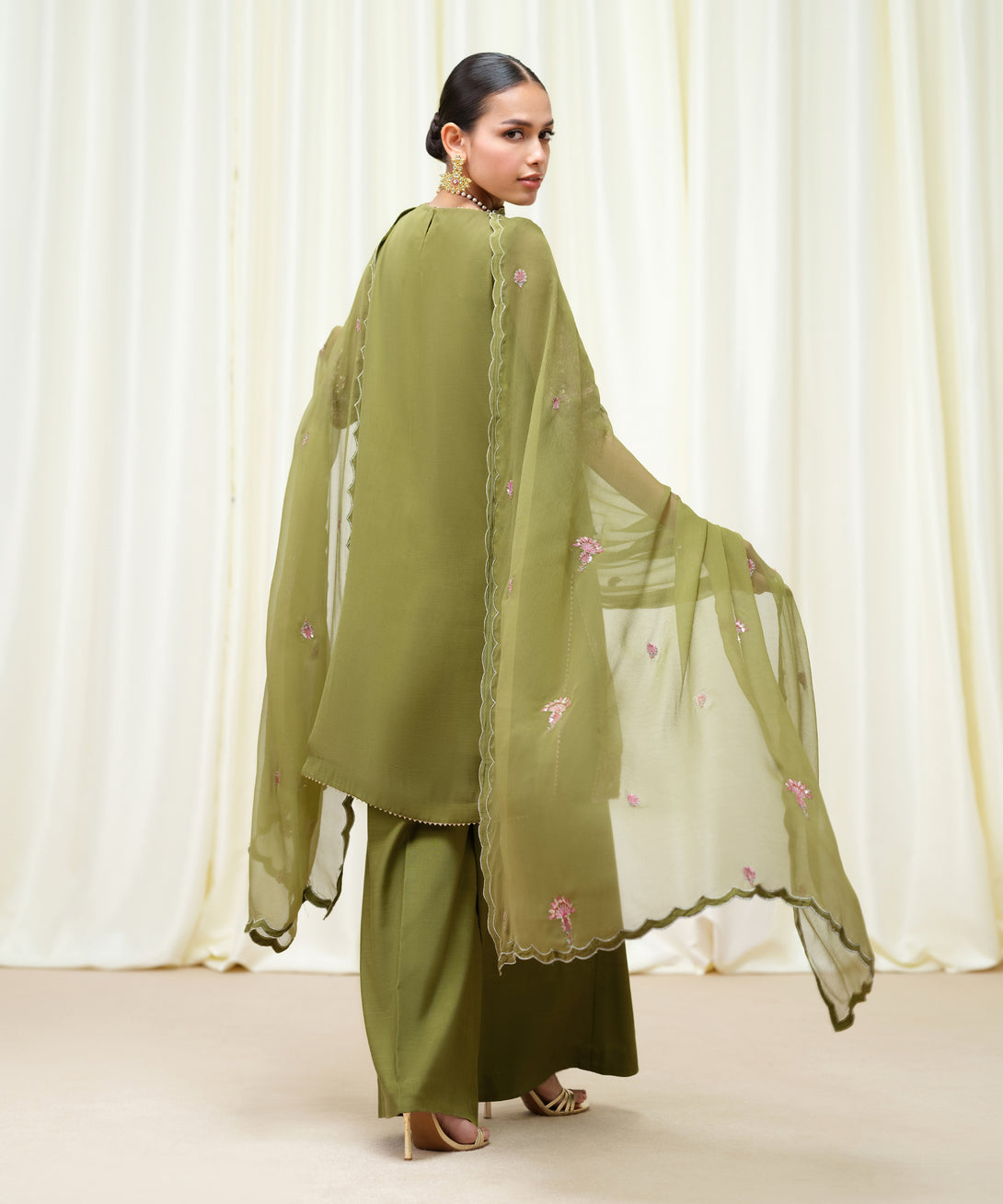 Women's Unstitched Blended Chiffon Dyed Three Piece Suit