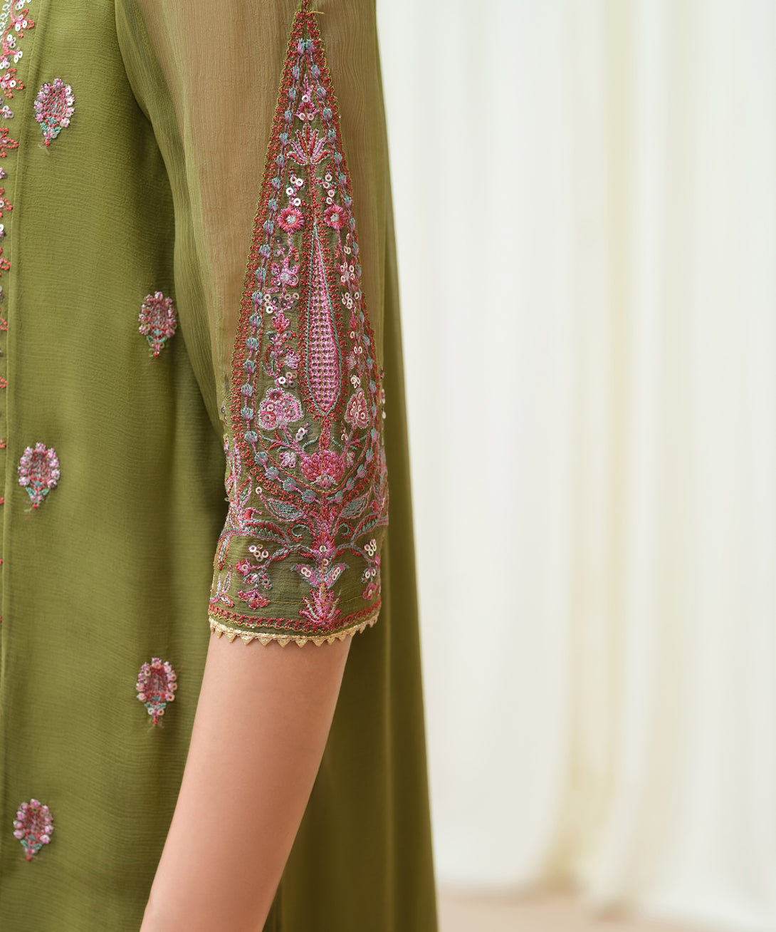 Women's Unstitched Blended Chiffon Dyed Three Piece Suit
