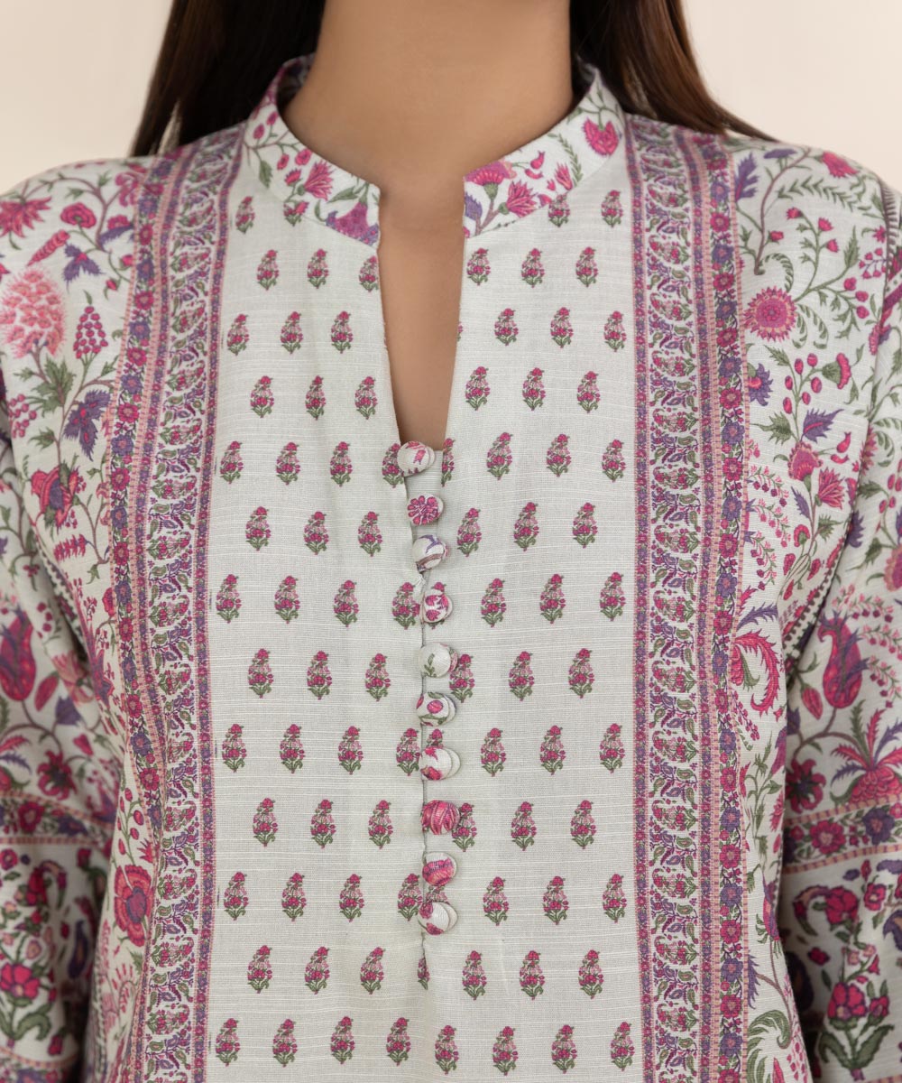 Women's Unstitched Khaddar Multi Printed 3 Piece Suit