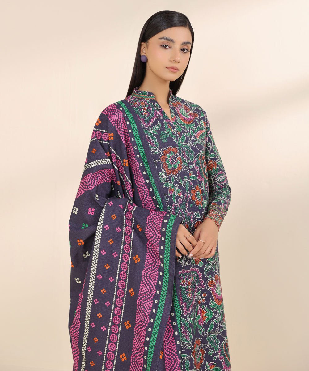 3 Piece - Printed Light Khaddar Suit