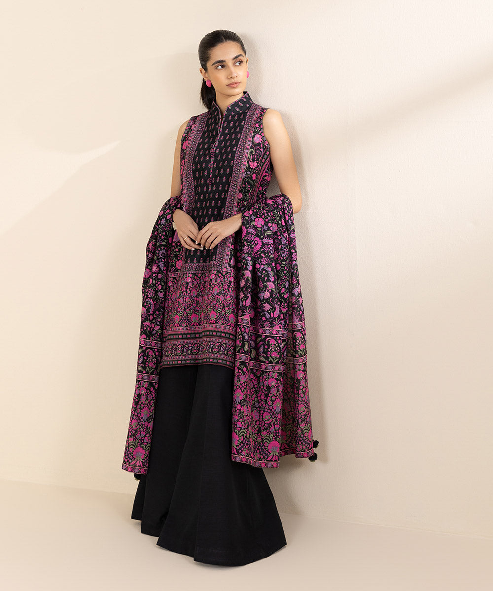 Women's Pret Khaddar Multi Printed 3 Piece Suit