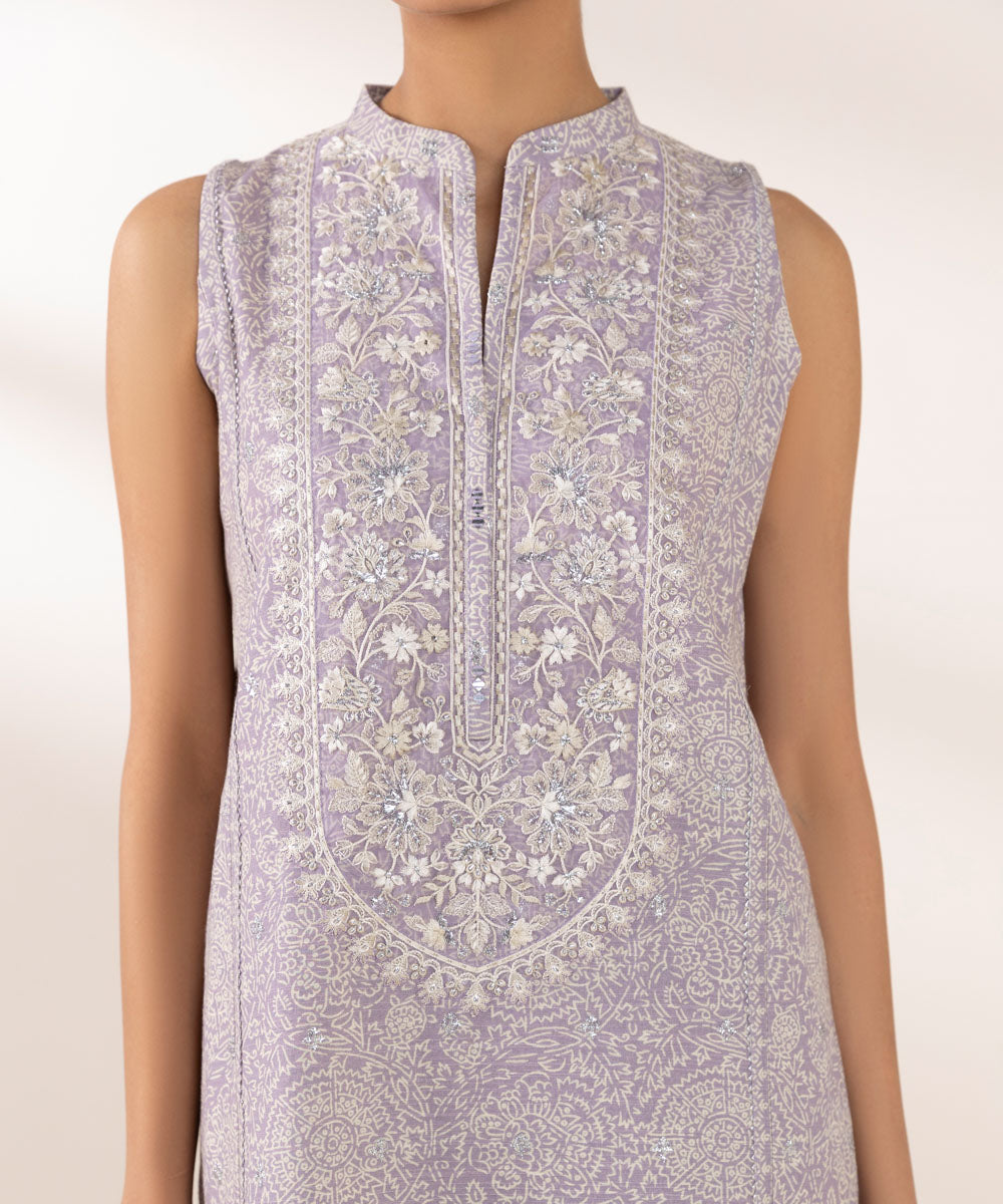 Women's Unstitched Khaddar Purple Embroidered 3 Piece Suit