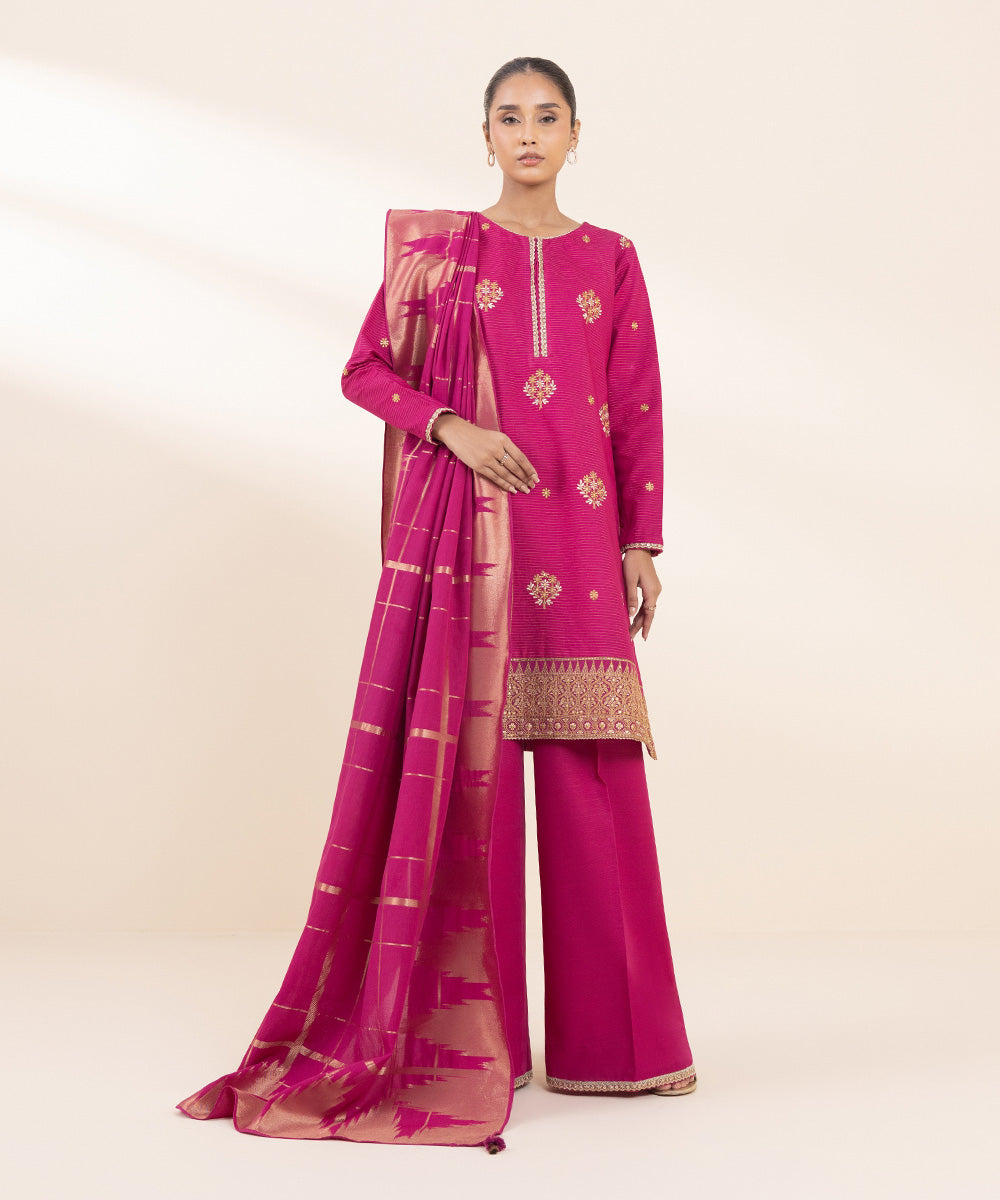 Women's Unstitched Embroidered Magenta Zari Khaddar Three Piece Suit