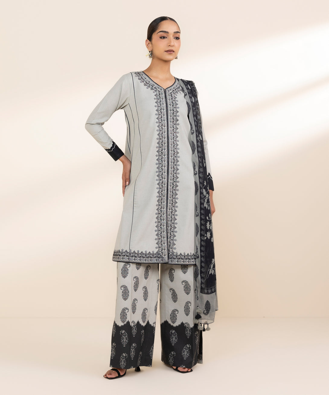 Women's Unstitched Lawn Embroidered Grey 3 Piece Suit