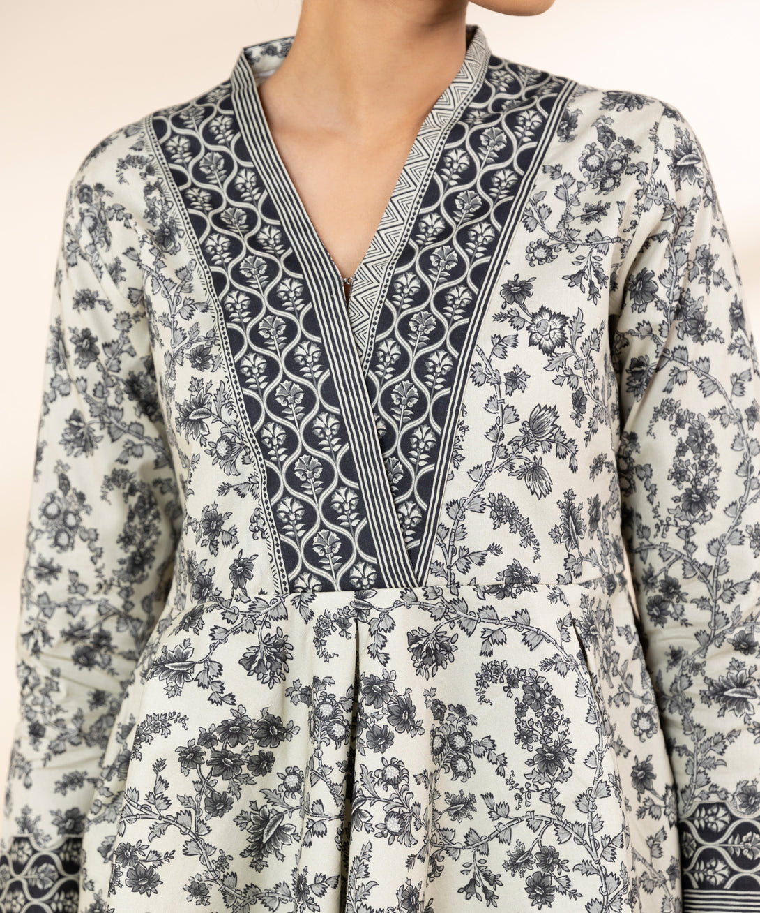 Women's Unstitched Lawn Embroidered Off White 3 Piece Suit