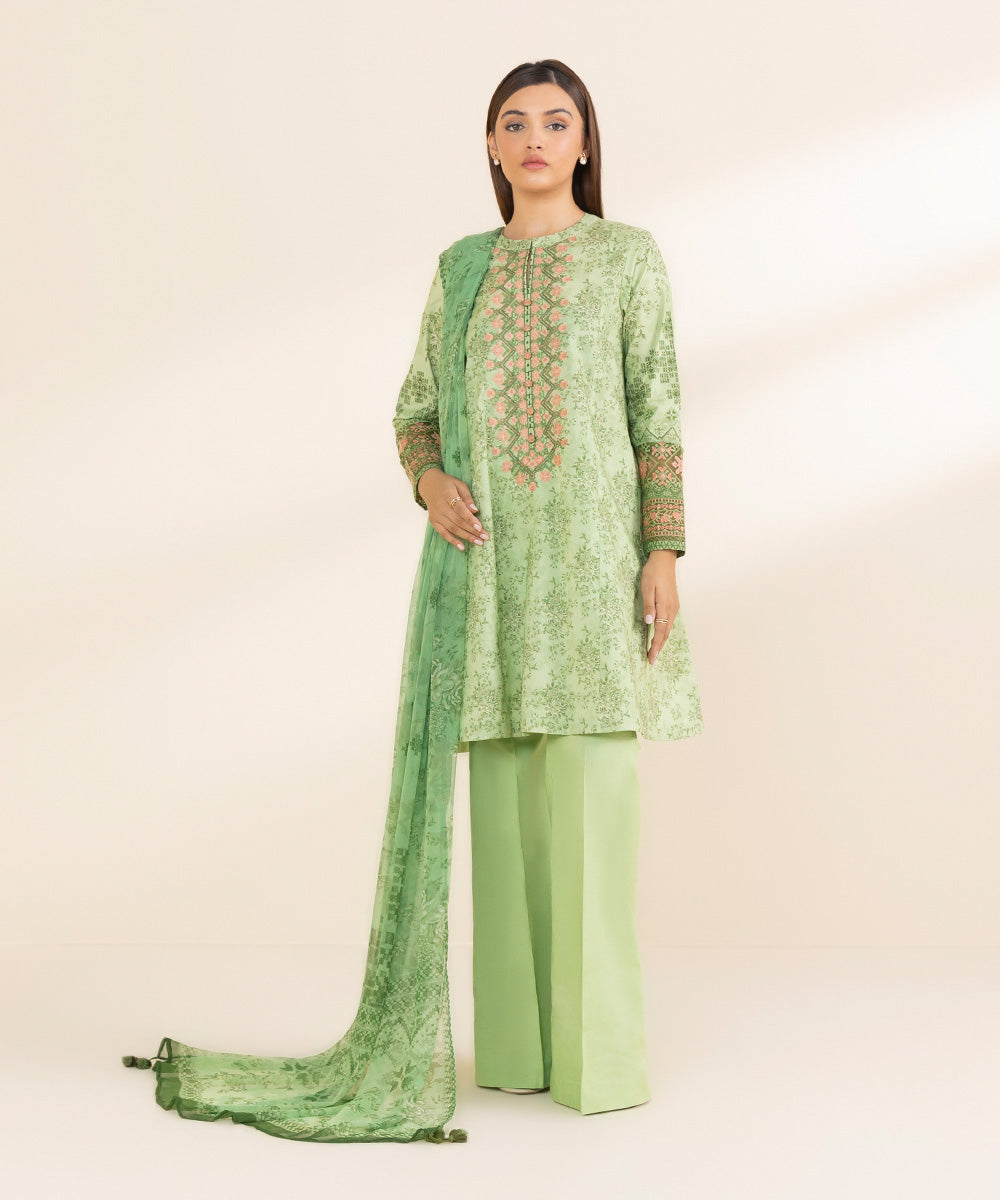 Women's Unstitched Green Lawn 3 Piece Suit 