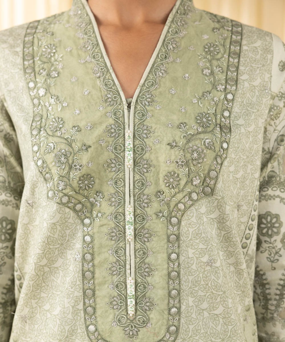 Women's Unstitched Lawn Embroidered Green 3 Piece Suit