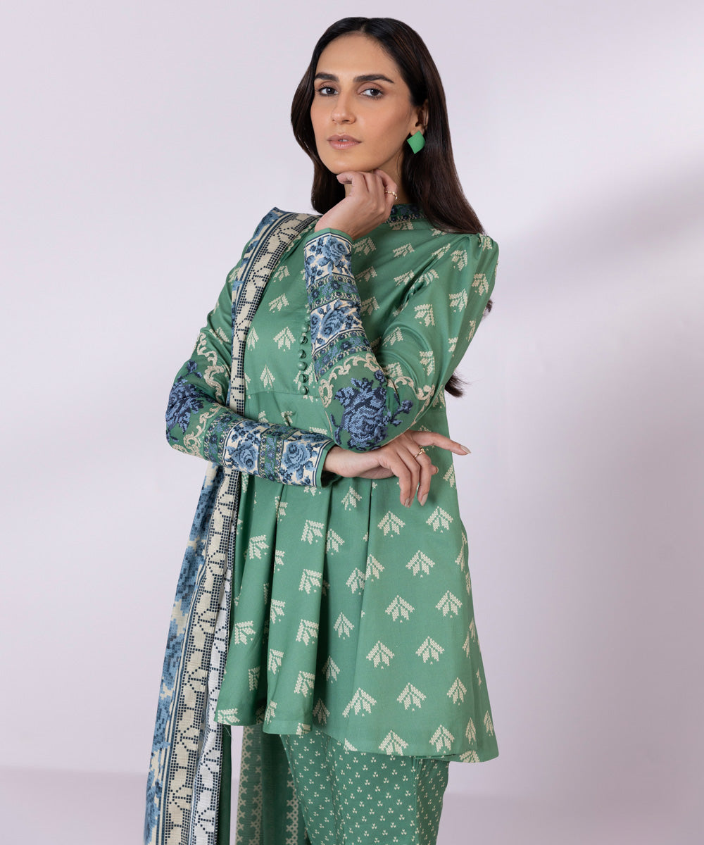 Women's Unstitched Lawn Embroidered Green 3 Piece Suit