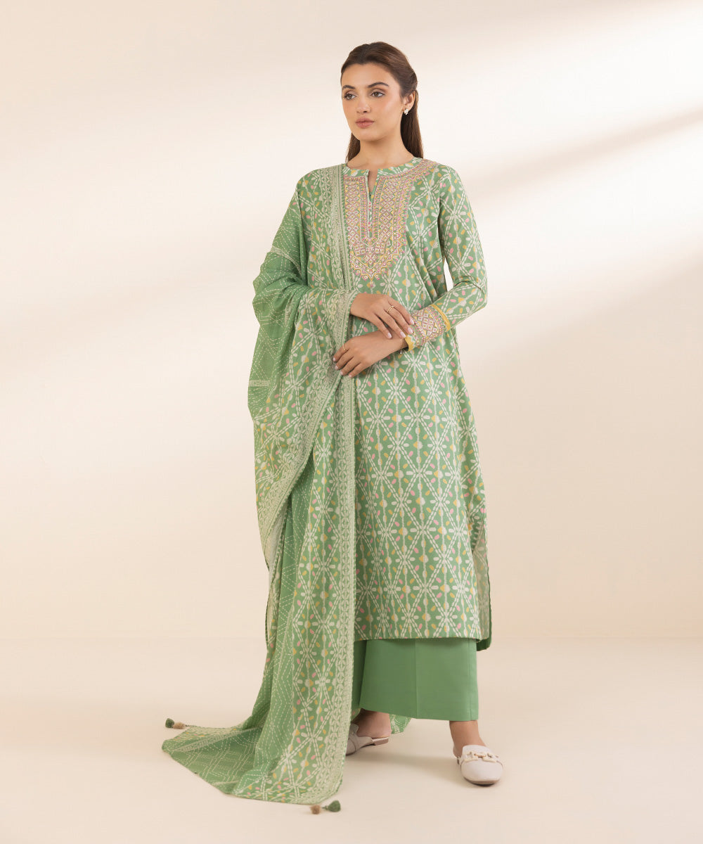 3 Piece - Embroidered Lawn Suit