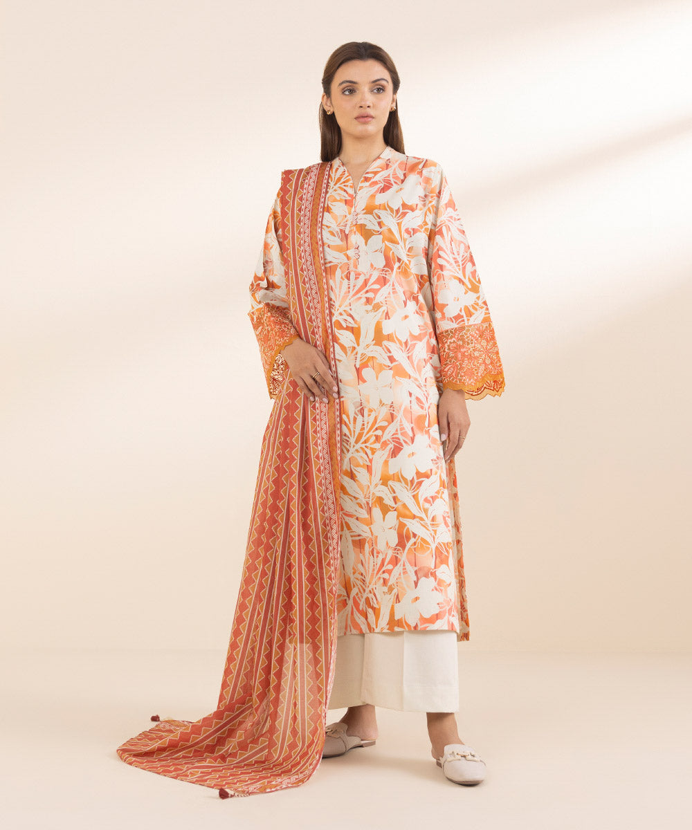 3 Piece - Embroidered Lawn Suit